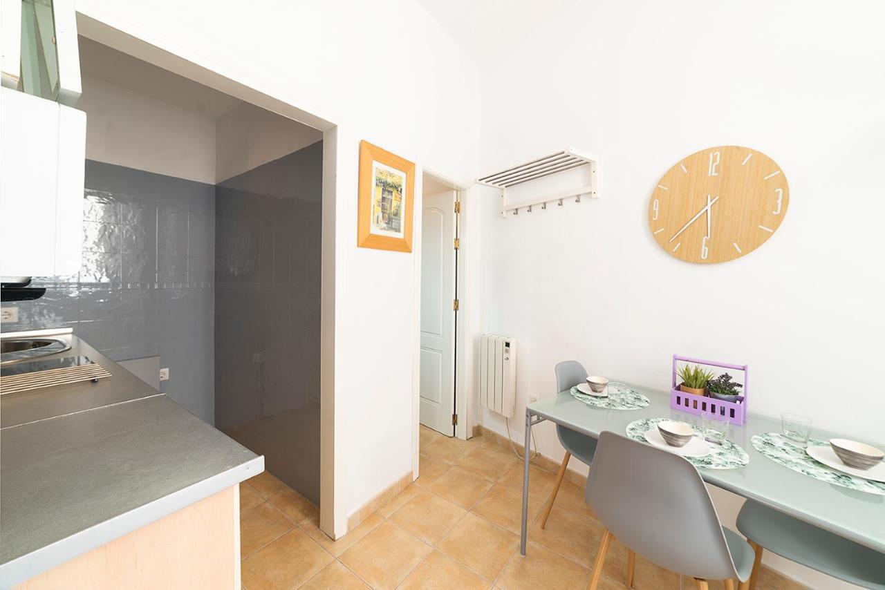 Apartamento Pasaje Valvanera Seville Exterior photo